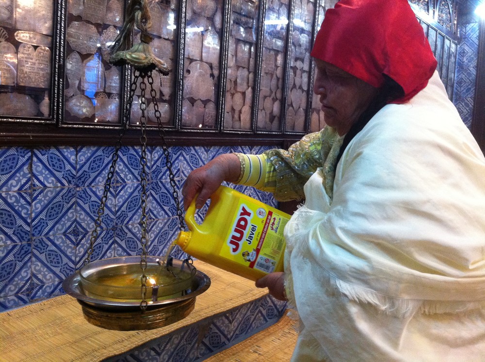 Candle oil