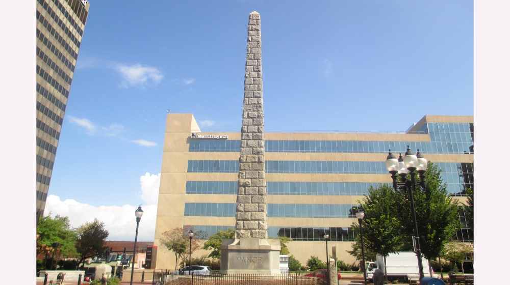 Zebulon Baird Vance monument, Asheville, North Carolina [Courtesy: Creative commons]